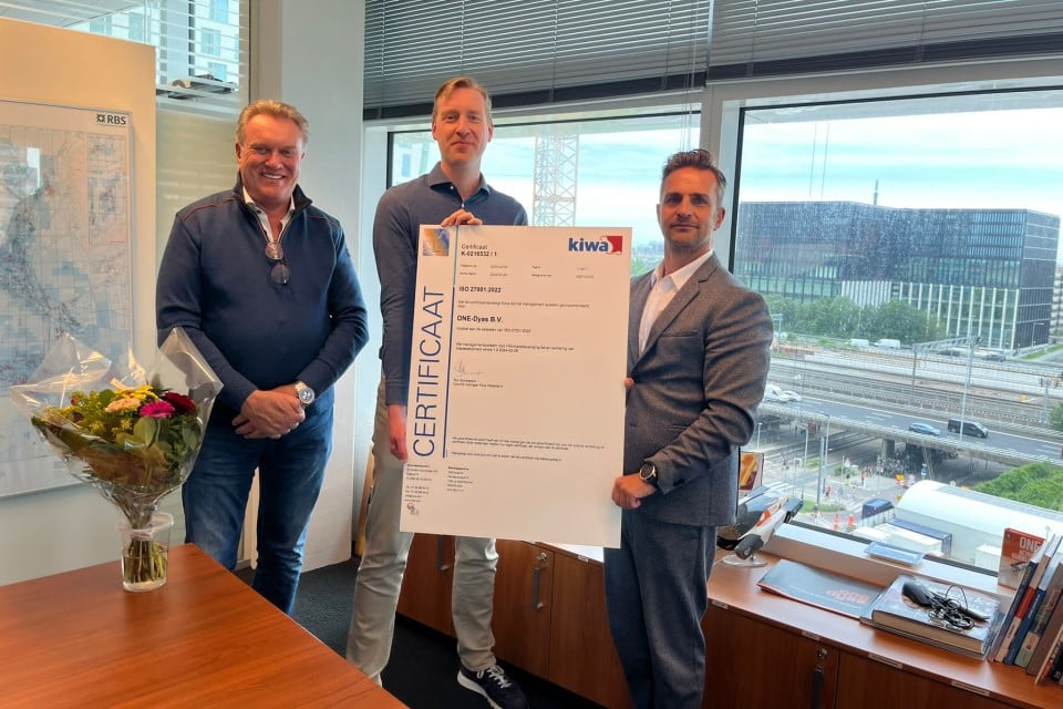 Certificaatuitreiking ONE-Dyas.jpg